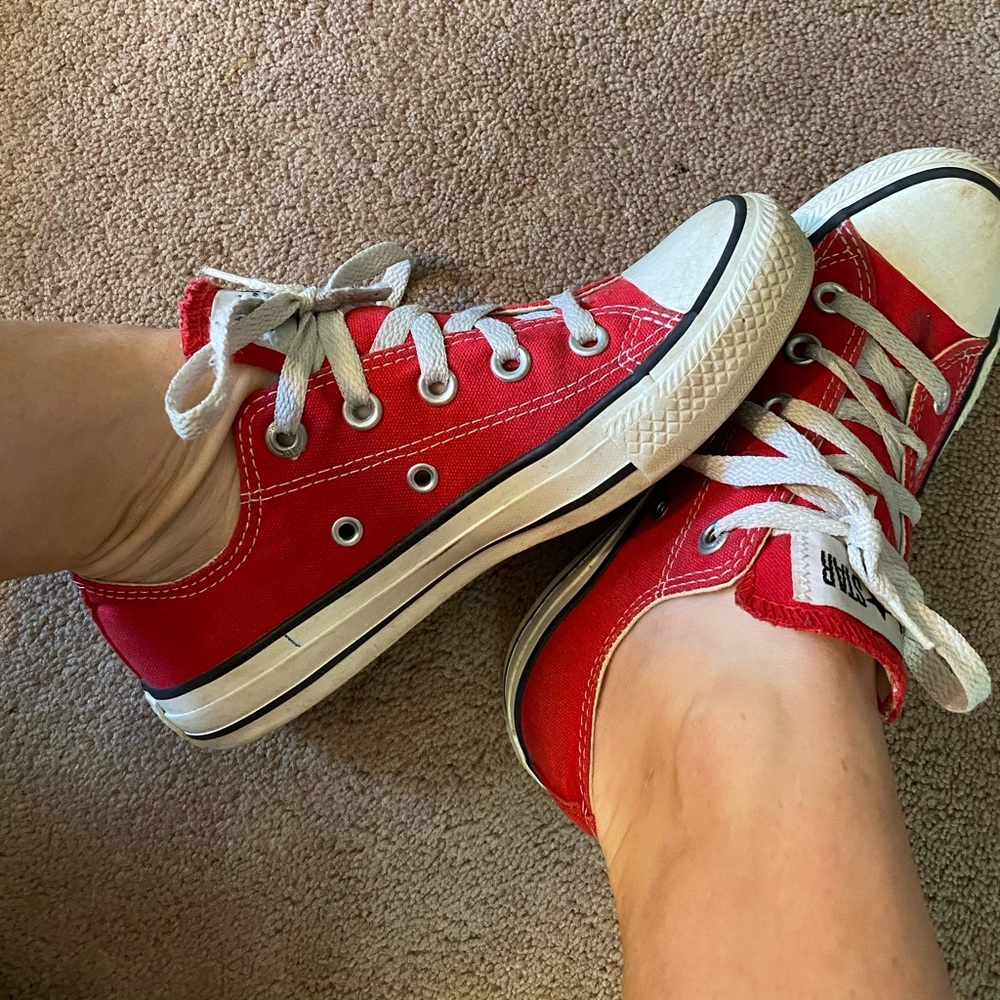 Red converse